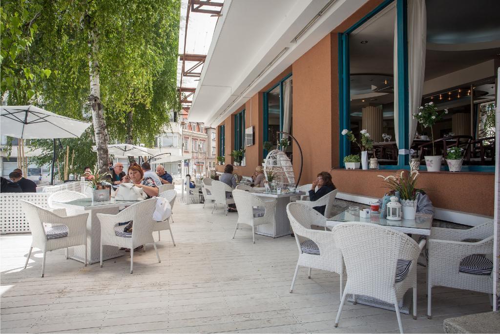 Hotel Rahovets غورنا اورياهوفيتسا المظهر الخارجي الصورة