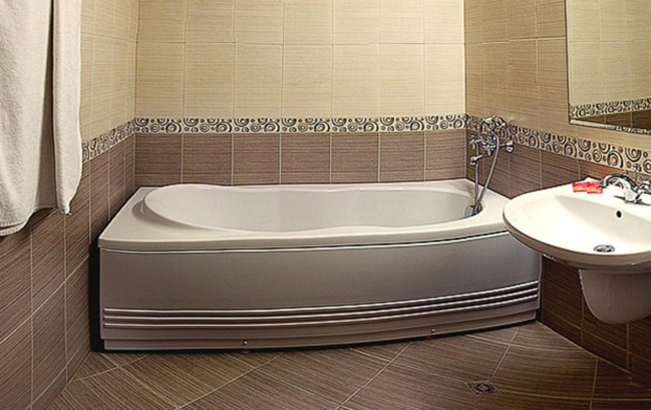 Hotel Rahovets غورنا اورياهوفيتسا المظهر الخارجي الصورة